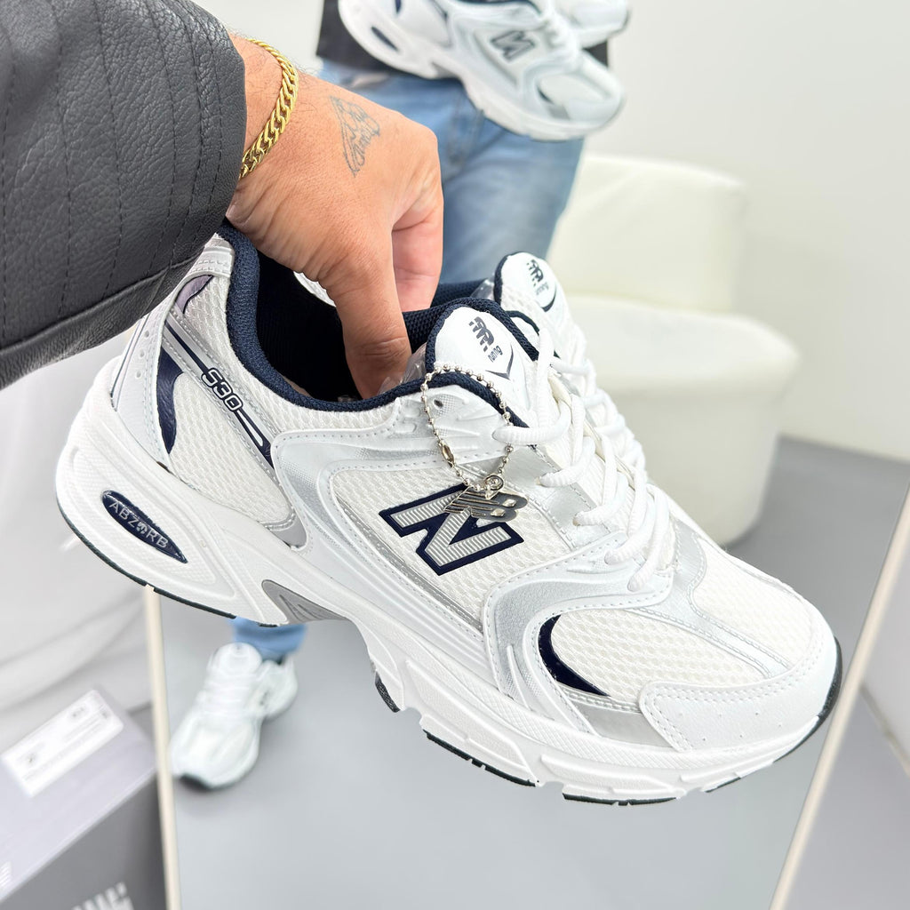 Tênis NB 530