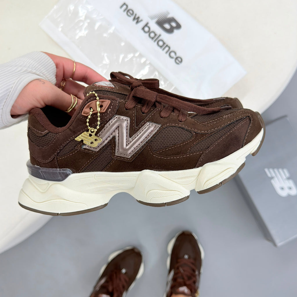 Tênis NB 9060 Basic