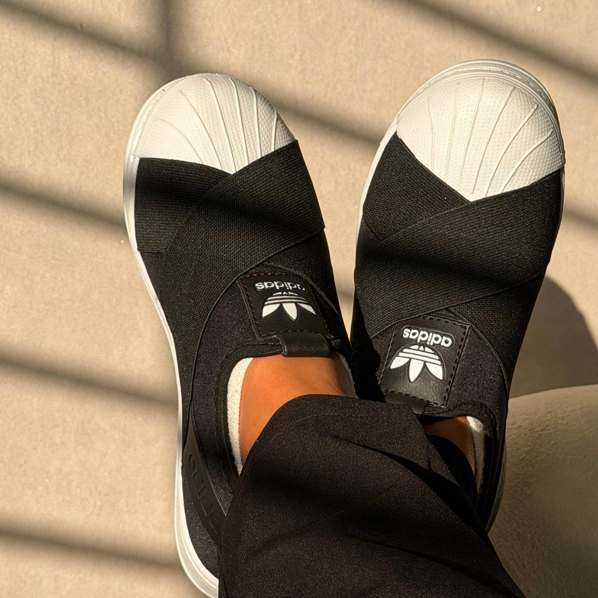 TÊNIS ADIDAS SLIP ON PREMIUM
