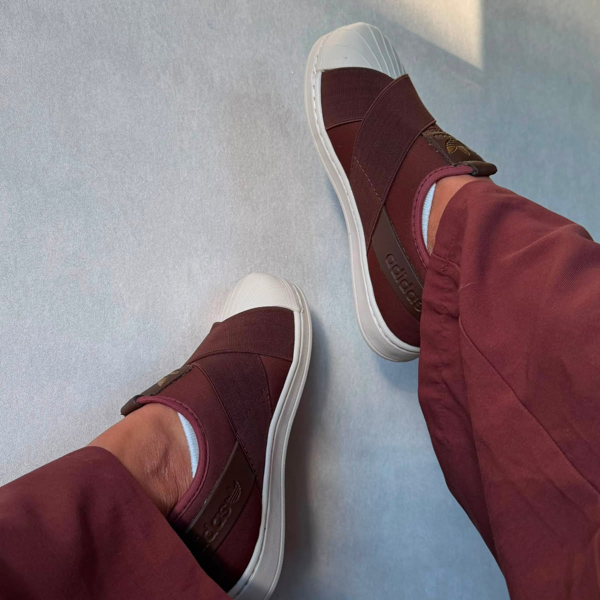TÊNIS ADIDAS SLIP ON PREMIUM