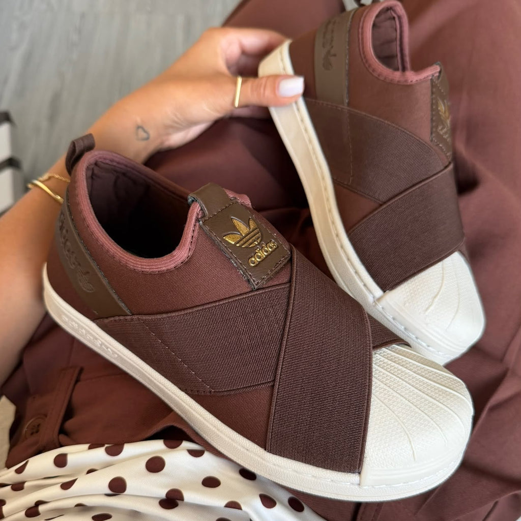 TÊNIS ADIDAS SLIP ON PREMIUM