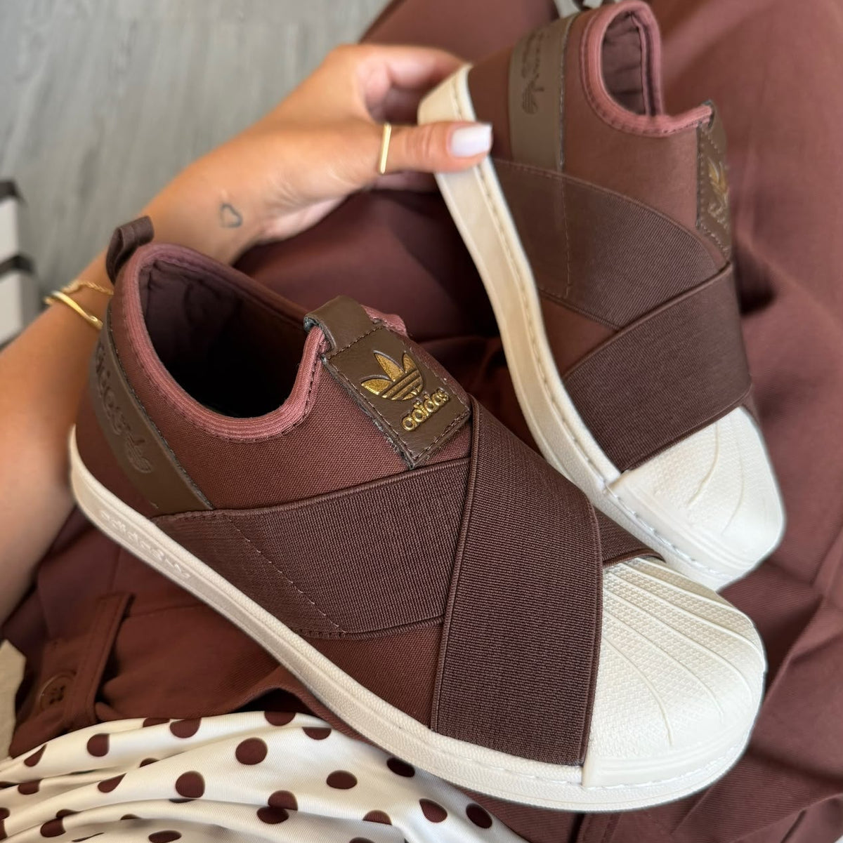 TÊNIS ADIDAS SLIP ON PREMIUM